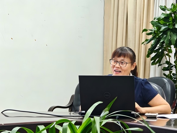 8王校分享.jpg